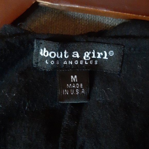 GRAPHIC Tank 195 - Picture 3 of 3